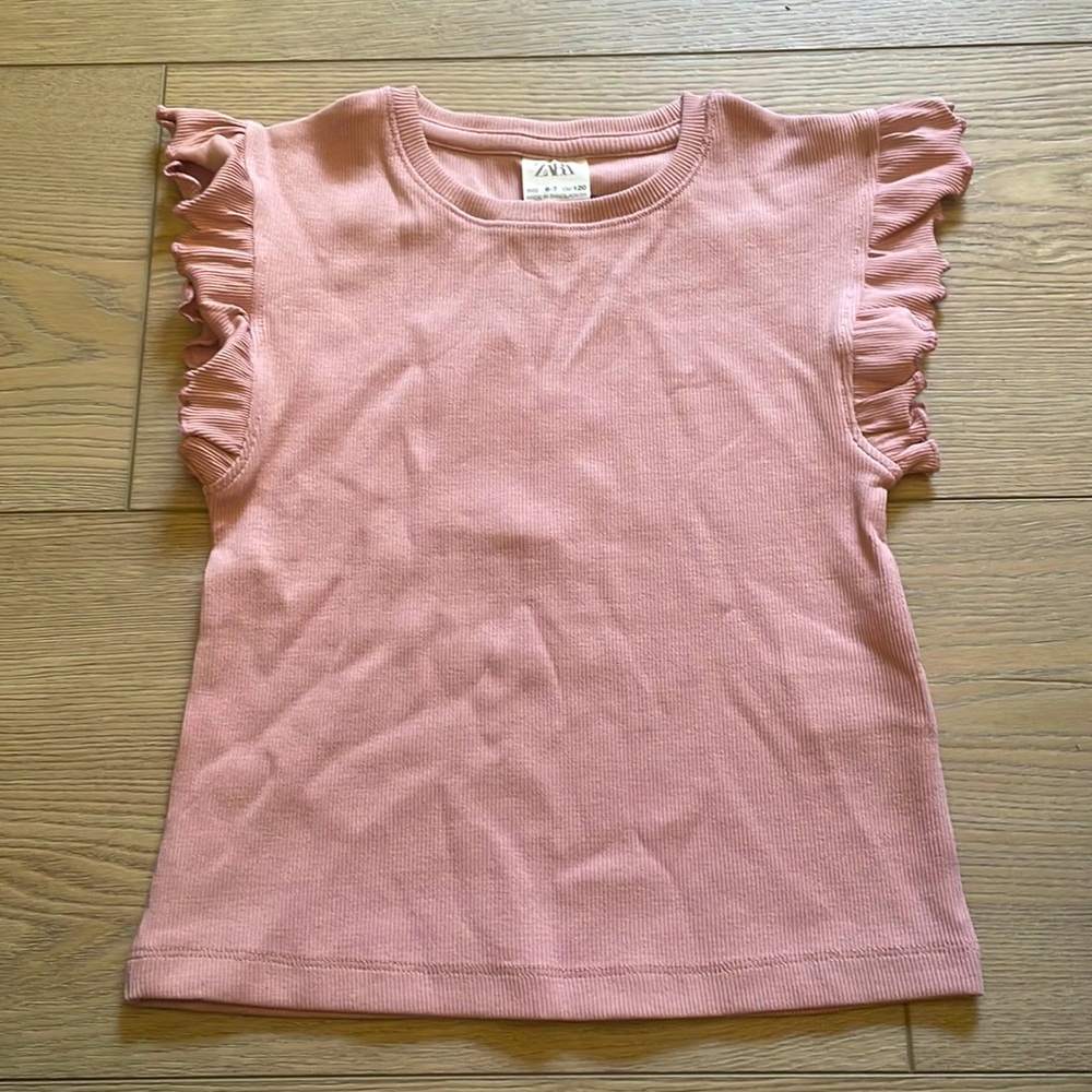 Ruffle sleeve ribbed shirt